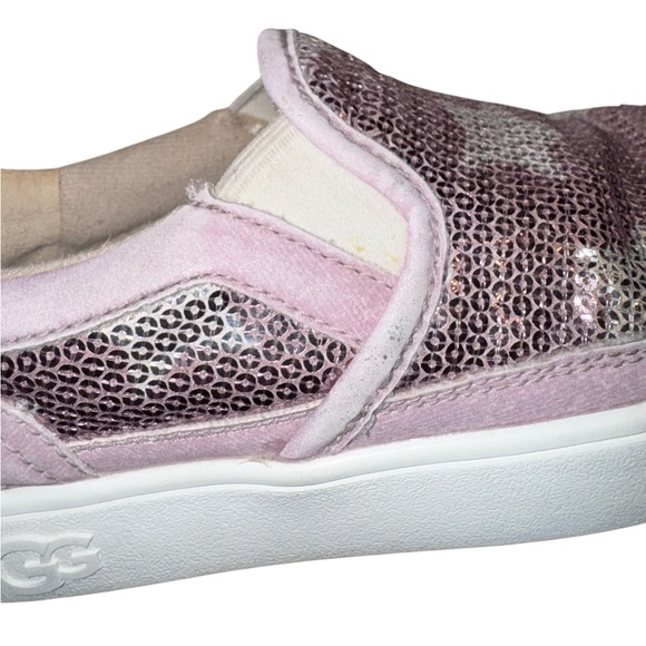 UGG Caplan sequin STAR Suede SLIP ON sneakers GIRL’s shoes  size 1 - Picture 8 of 16
